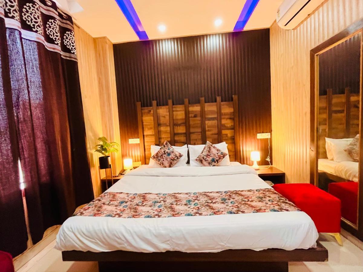 Hotel Pearl Grand, Zirakpur - Top Rated & Most Awarded Property In Tricity Chandīgarh Eksteriør bilde